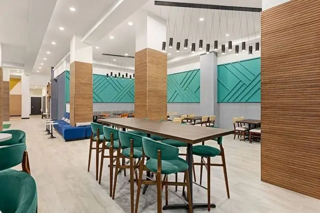 Holiday Inn LIC LaGuardia West, an IHG Hotel - Lobi