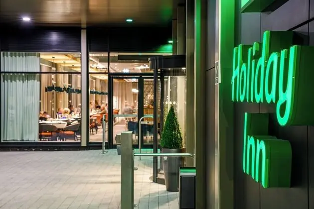 Holiday Inn Manchester Airport, an IHG Hotel - Dış Mekan