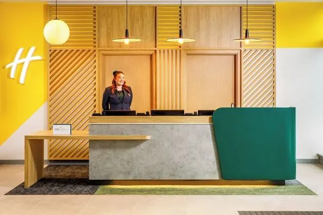 Holiday Inn Manchester Airport, an IHG Hotel - Lobi