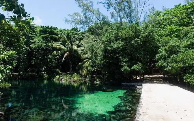 Holiday Inn Mauritius Airport
