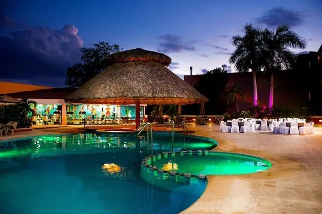 Holiday Inn Merida Mexico, an IHG Hotel - Havuz