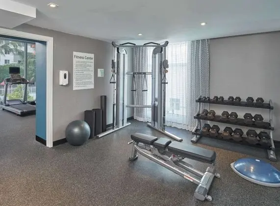 HOLIDAY INN MIAMI 79TH STREET - Fitness