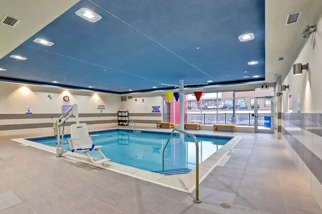 Holiday Inn Mississauga Toronto West - Havuz