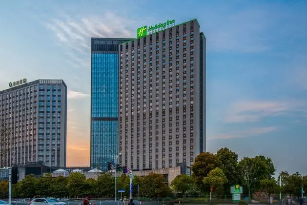Holiday Inn Nantong Oasis International