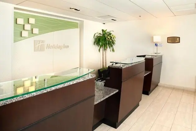 Holiday Inn Newark Airport
