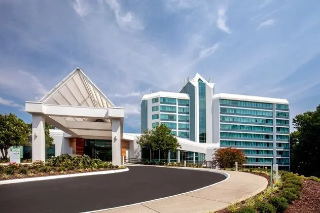 HOLIDAY INN NEWPORT NEWS - CITY CENTER