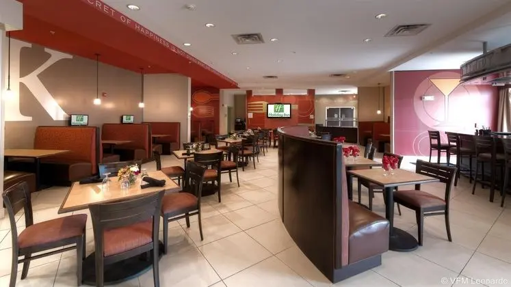 Holiday Inn Oklahoma City North-Quail Spgs - Yeme / İçme