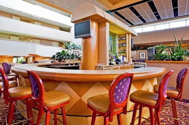 Holiday Inn Orlando Airport