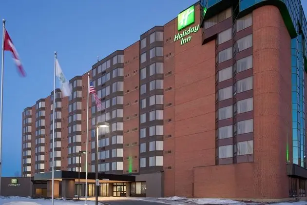 Holiday Inn Ottawa East - Dış Mekan