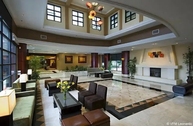 Holiday Inn San Francisco Airport - Lobi
