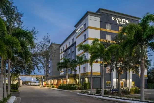 Holiday Inn Sarasota - Airport - Dış Mekan