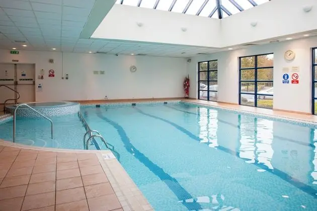 Holiday Inn Shepperton - Havuz