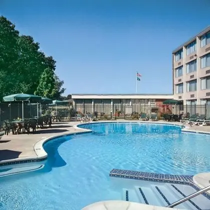 Holiday Inn South Kingstown (Newport Area) - Havuz