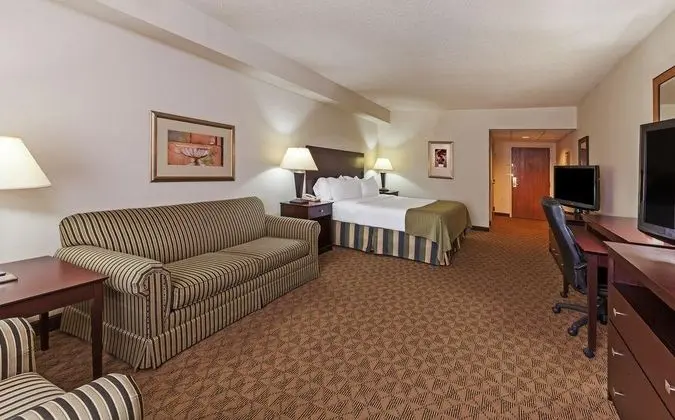 Holiday Inn Springdale/Fayetteville