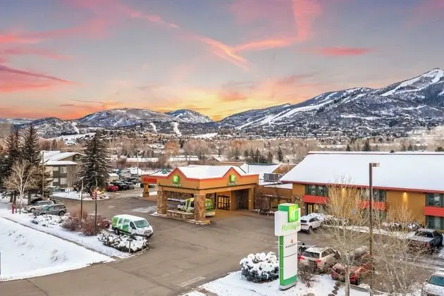 Holiday Inn Steamboat Springs - Dış Mekan
