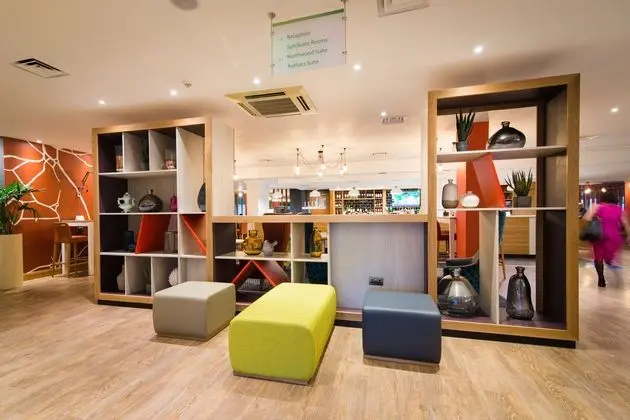 Holiday Inn Stoke On Trent - Dış Mekan