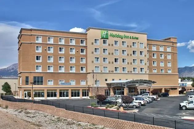 Holiday Inn Hotel and Suites Albuquerque North I 2