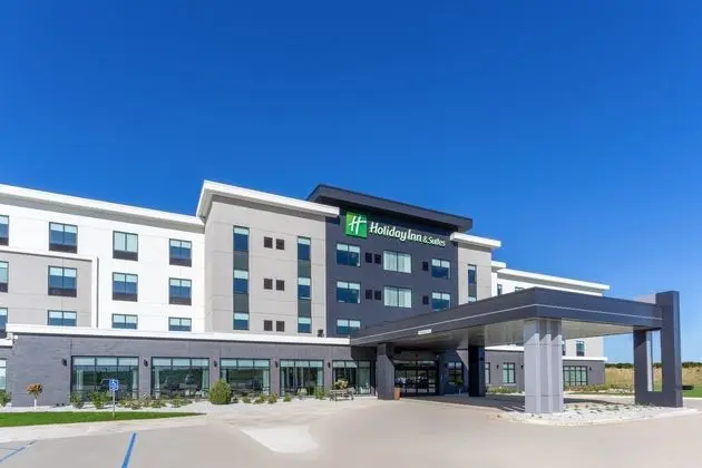 Holiday Inn & Suites Cedar Falls-Waterloo Event Ct - Dış Mekan