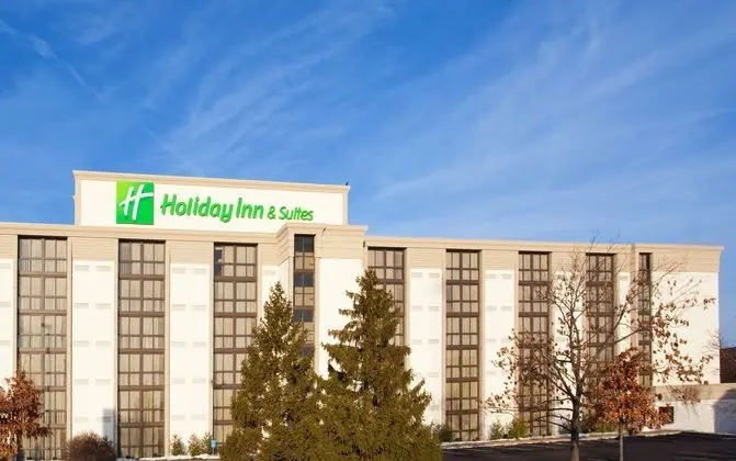 Holiday Inn Hotel and Suites Cincinnati Eastgate I