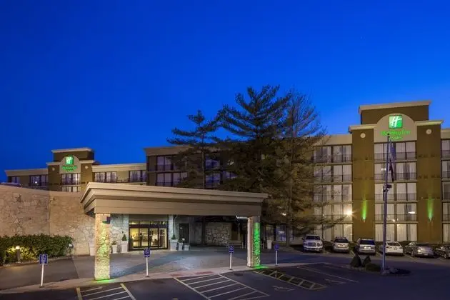 Holiday Inn Hotel and Suites Des Moines Northwest