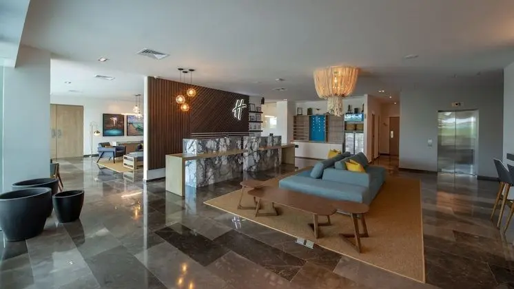 Holiday Inn Hotel & Suites Merida La Isla, an IHG Hotel - Lobi