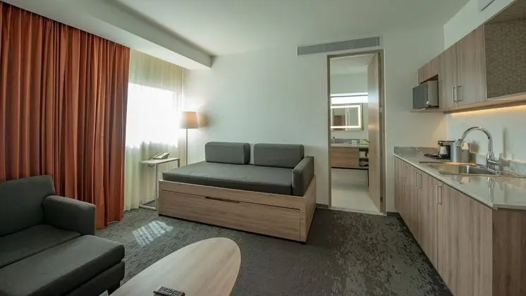 Holiday Inn Hotel & Suites Merida La Isla, an IHG Hotel - Oda