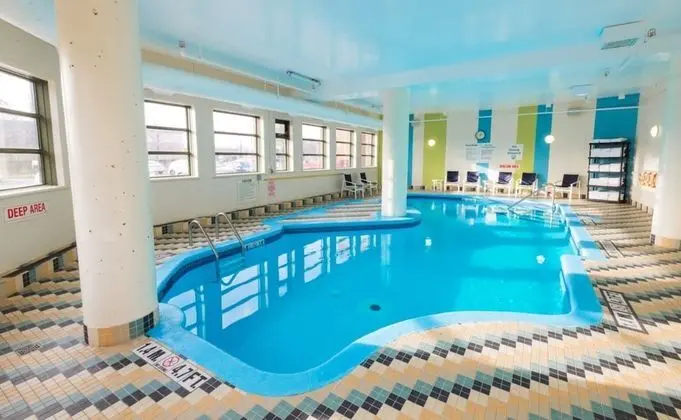 Holiday Inn Hotel & Suites Ottawa Kanata, an IHG Hotel - Havuz