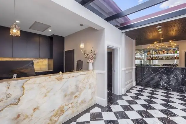 Holiday Inn & Suites Parramatta Marsden Street, an IHG Hotel - Lobi