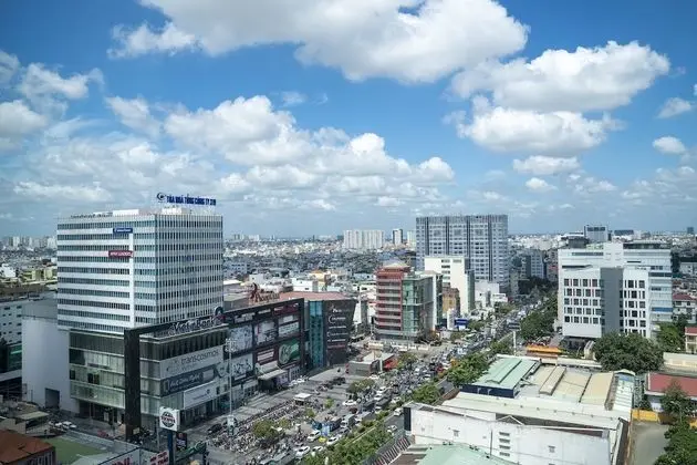 Holiday Inn & Suites Saigon Airport, an IHG Hotel - Dış Mekan