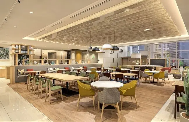 Holiday Inn & Suites Shin Osaka, an IHG Hotel - Yerinde Yemek