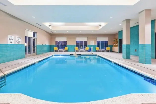 Holiday Inn & Suites Toledo Southwest - Perrysburg, an IHG Hotel - Havuz