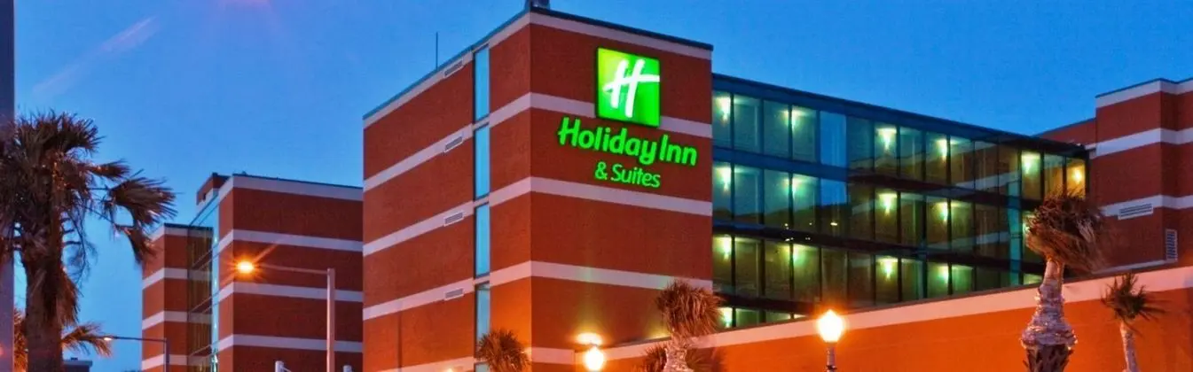 Holiday Inn Hotel and Suites Virginia Beach North