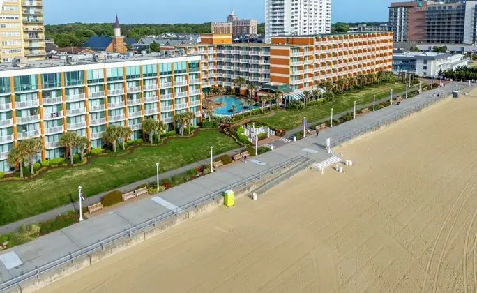 Holiday Inn Hotel and Suites Virginia Beach North - Dış Mekan