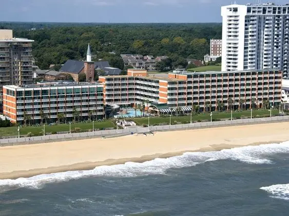 Holiday Inn Hotel and Suites Virginia Beach North - Plaj