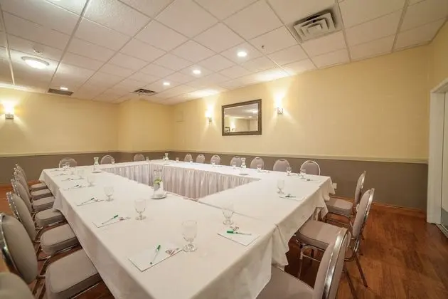 Holiday Inn West Kelowna - İş / Konferans