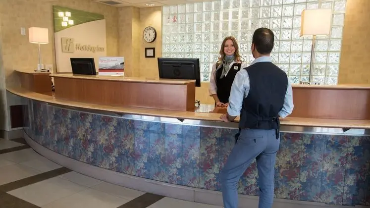 Holiday Inn West Kelowna - Lobi