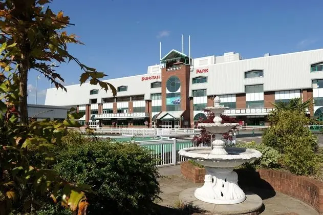 Holiday Inn Wolverhampton - Racecourse, an IHG Hotel - Dış Mekan