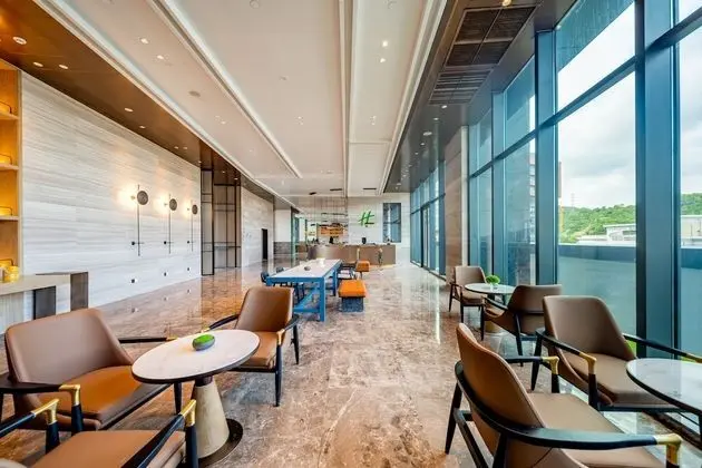 Holiday Inn Zhuhai City Center, an IHG Hotel - Lobi
