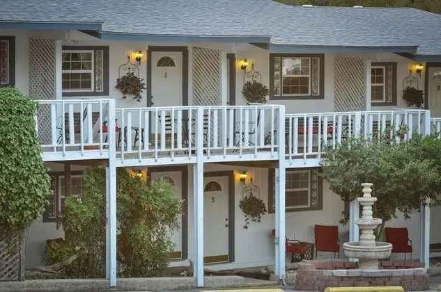 Holiday Lodge on Canyon Lake - Dış Mekan