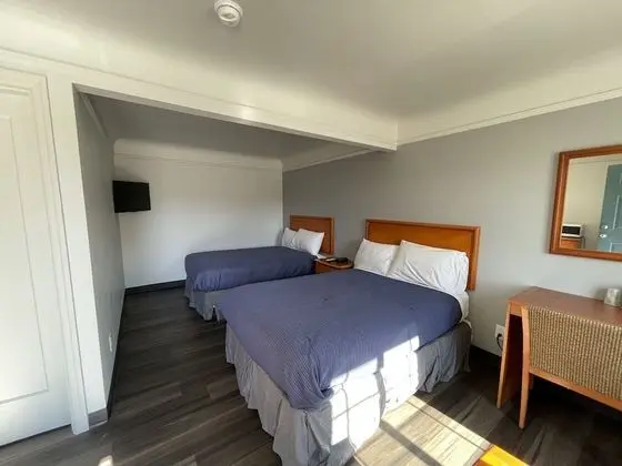Holiday Motel - Oda