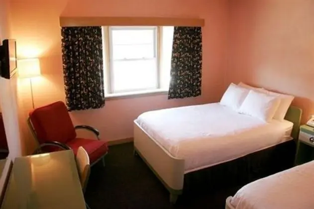 Holiday Music Motel