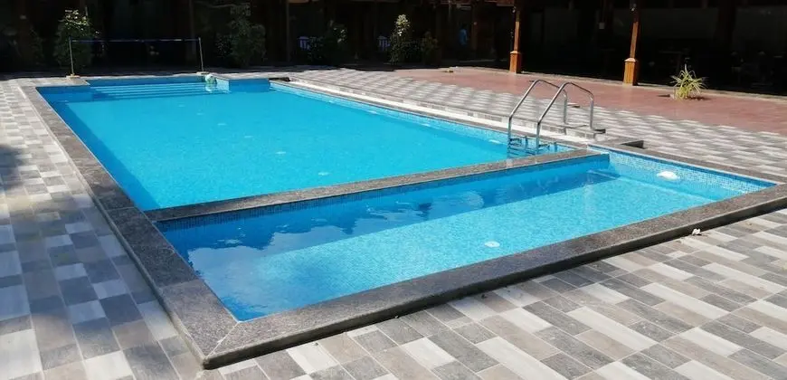 Holiday N Holiday Beach Resort - Havuz