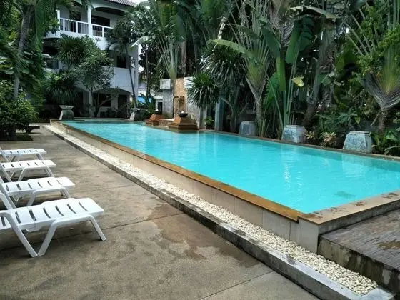 Holiday Park Hotel - Havuz