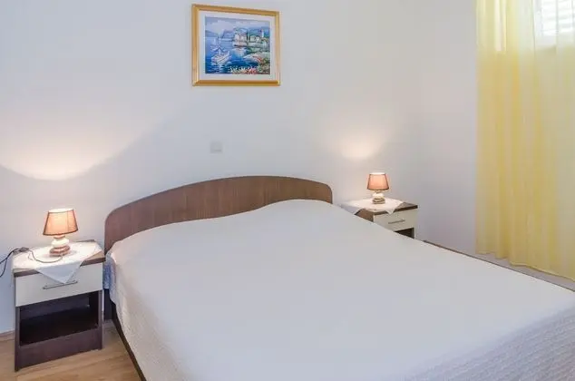 Holiday Villa Perna with Swimming Pool - Oda