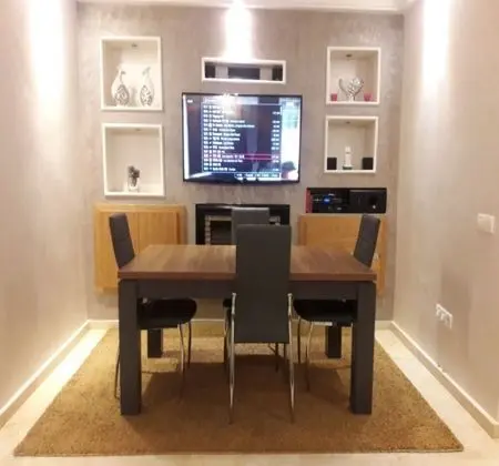 Holiday Suites - Lobi