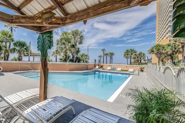 Holiday Terrace Oceanfront - Havuz
