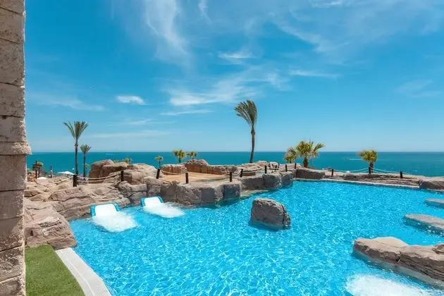 Holiday World Resort - Dış Mekan