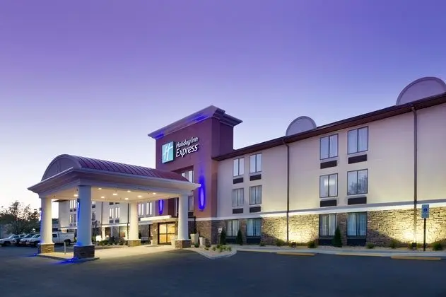 HolidayInn Express Waldorf