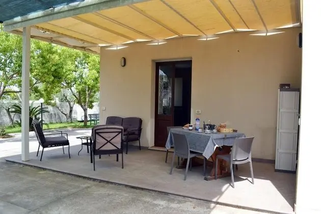 Villa for Holidays by the sea and in the Countryside and Near the Beaches of San Foca - Dış Mekan