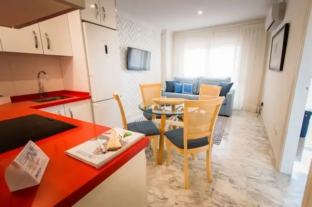 Holidays2Malaga Malagueta Apartments - Lobi